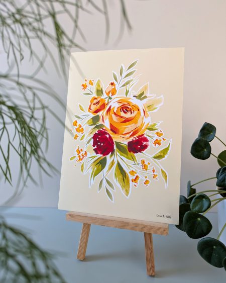 bild på affisch med en illustration av blombukett på ljust gulgrön bakgrund.